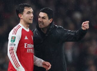 Arsenal hold talks to sign £70m Premier League star