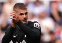 Tottenham wonderkid injured badly just as he was breaking through, return unknown