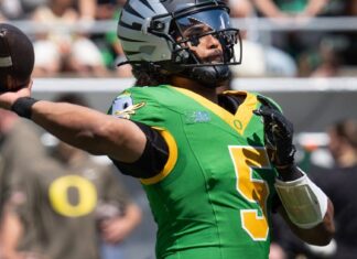 Which college football team derails in 2026? Texas, Oregon lead bust candidates