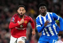 Man Utd hold talks to sign £70m midfielder
