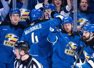 Eagles prey on Firebirds, take 2-1 series lead