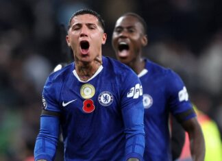 Enzo Fernandez tells Chelsea to sign Tottenham star during talks over new deal